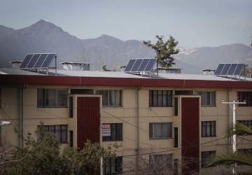 Así avanza la revolución de la generación de energía eléctrica en hogares chilenos